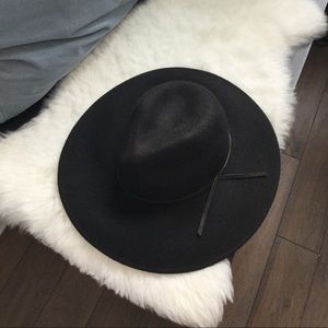 Classic Wool Felt Fedora